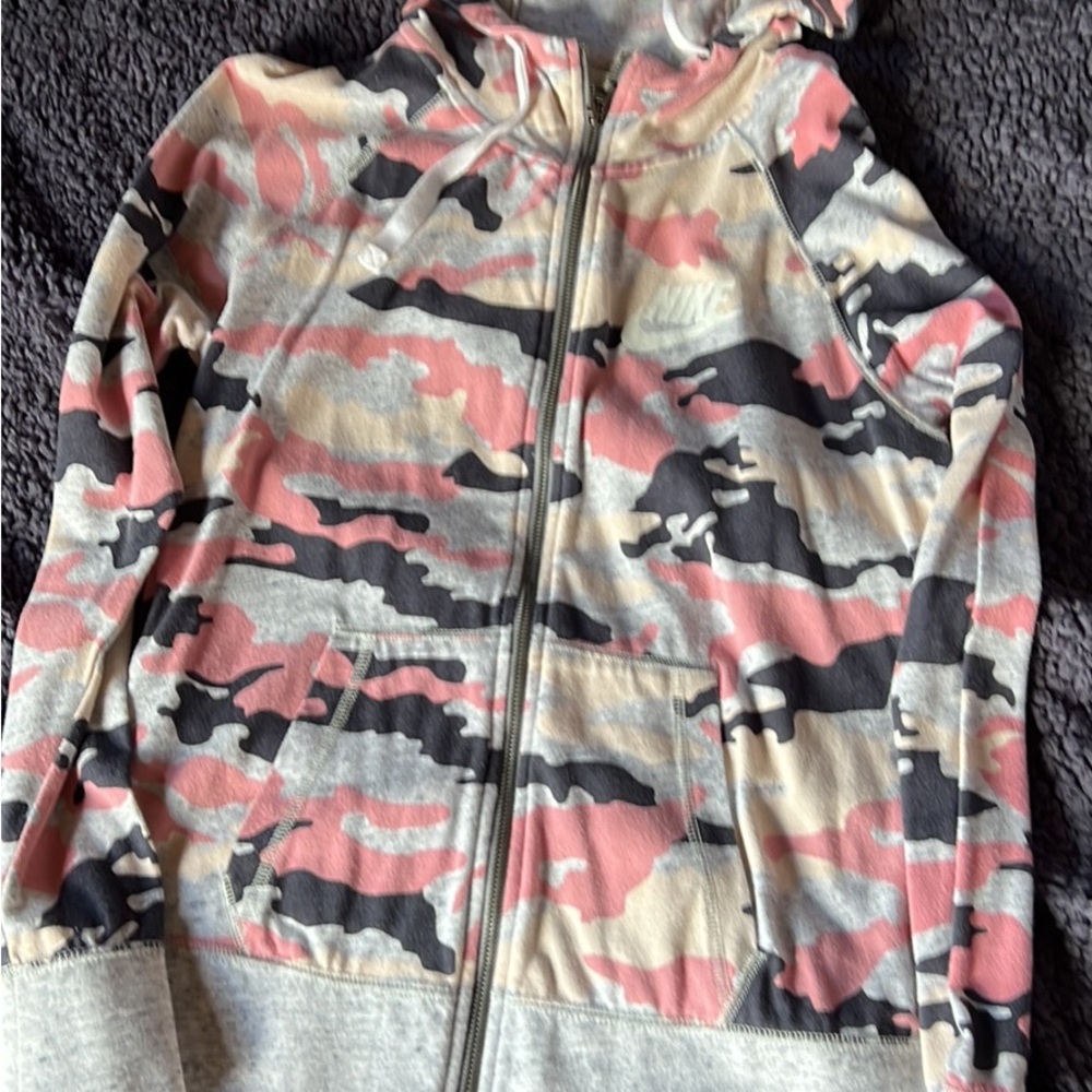 Nike Pink Camo Pink light weight Camo Jacket